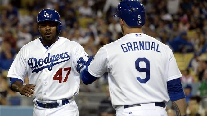 Kendrick-Dodgers-Yasmani-Grandal-EFEArchivo_821327866_2993674_667x375