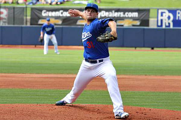 Oaks_4.27_MW_mxqzd3kc_nilr3t54