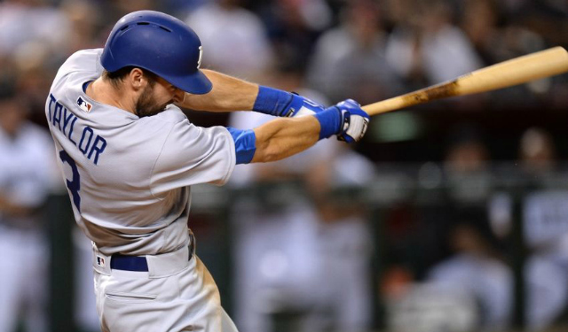 chris-taylor-mlb-los-angeles-dodgers-arizona-diamondbacks-850x560