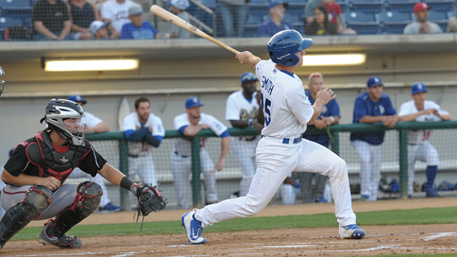 Smith_640_story_iwfana2y_u0igvib4