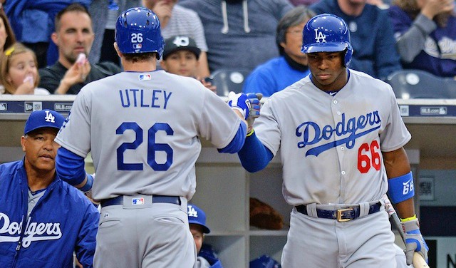 yasiel-puig-dave-roberts-chase-utley